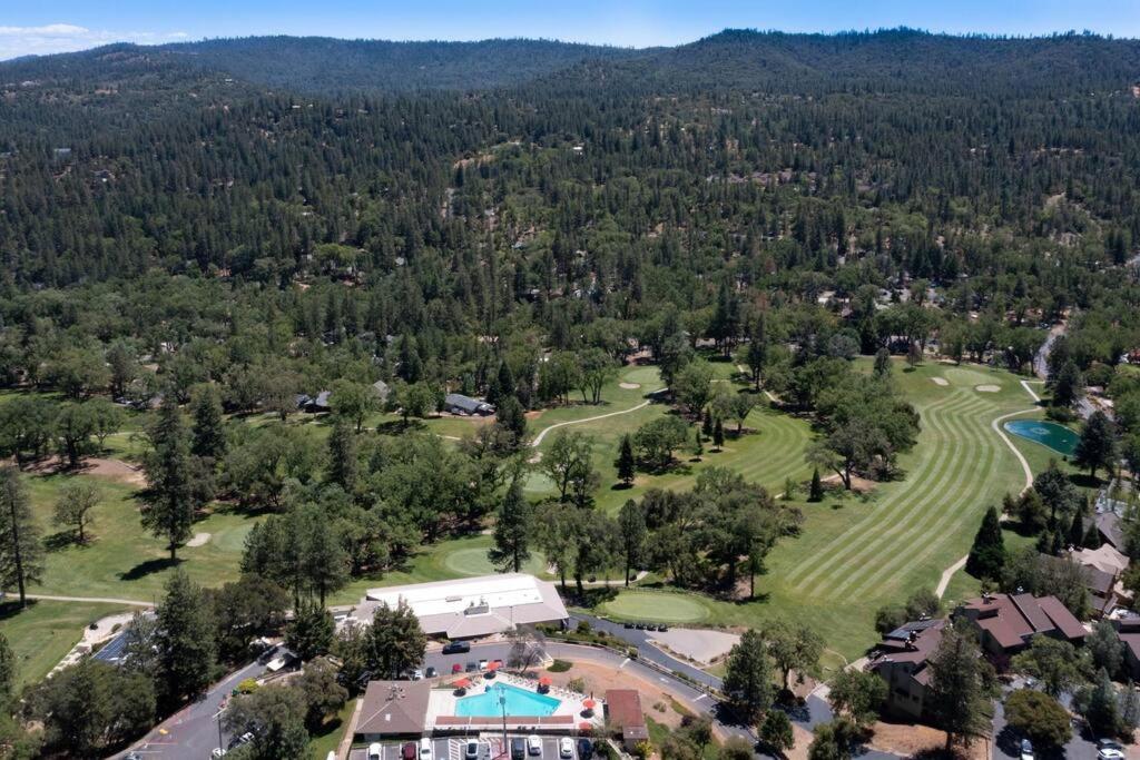 New Luxury Lake House In Pine Mountain Lake Close To Yosemite! Perfect For All Seasons! Great For Retreats, Getaways, Celebrations, And More! グローヴランド エクステリア 写真