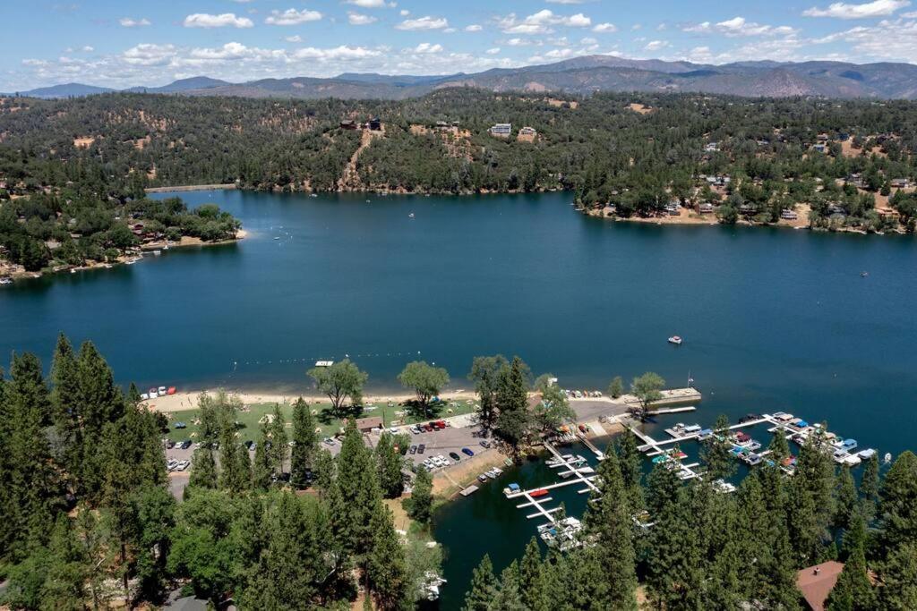 New Luxury Lake House In Pine Mountain Lake Close To Yosemite! Perfect For All Seasons! Great For Retreats, Getaways, Celebrations, And More! グローヴランド エクステリア 写真