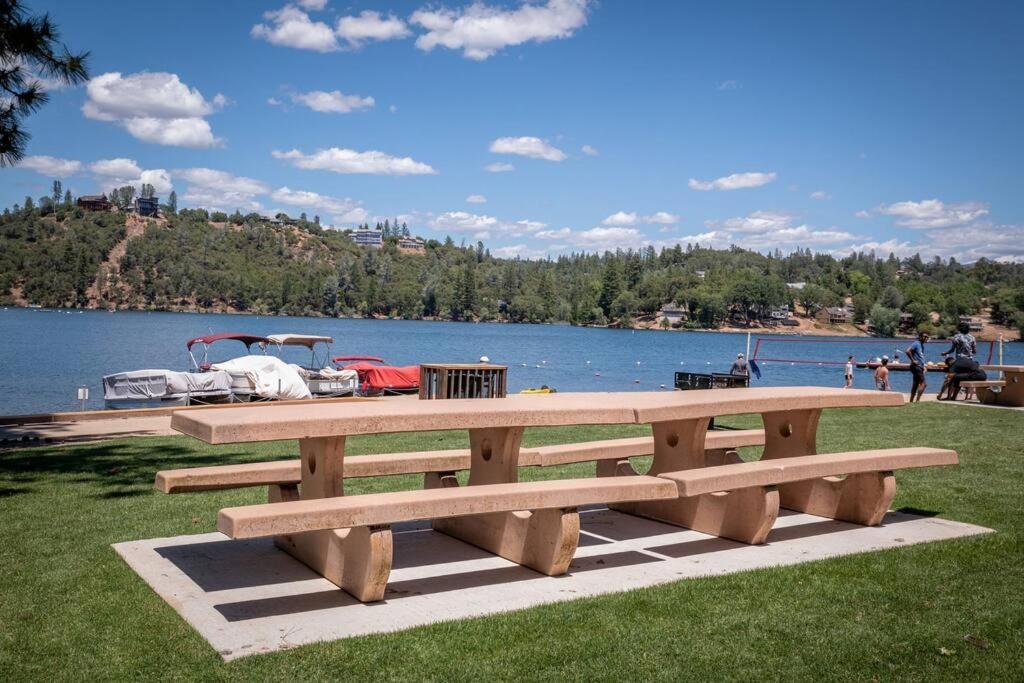 New Luxury Lake House In Pine Mountain Lake Close To Yosemite! Perfect For All Seasons! Great For Retreats, Getaways, Celebrations, And More! グローヴランド エクステリア 写真