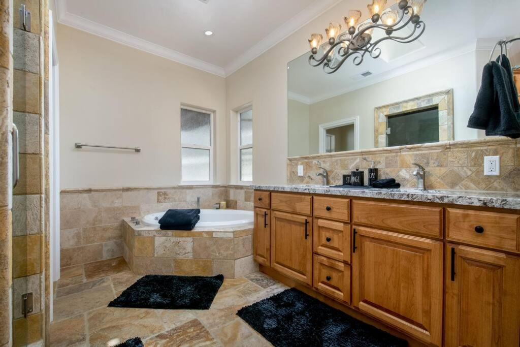 New Luxury Lake House In Pine Mountain Lake Close To Yosemite! Perfect For All Seasons! Great For Retreats, Getaways, Celebrations, And More! グローヴランド エクステリア 写真