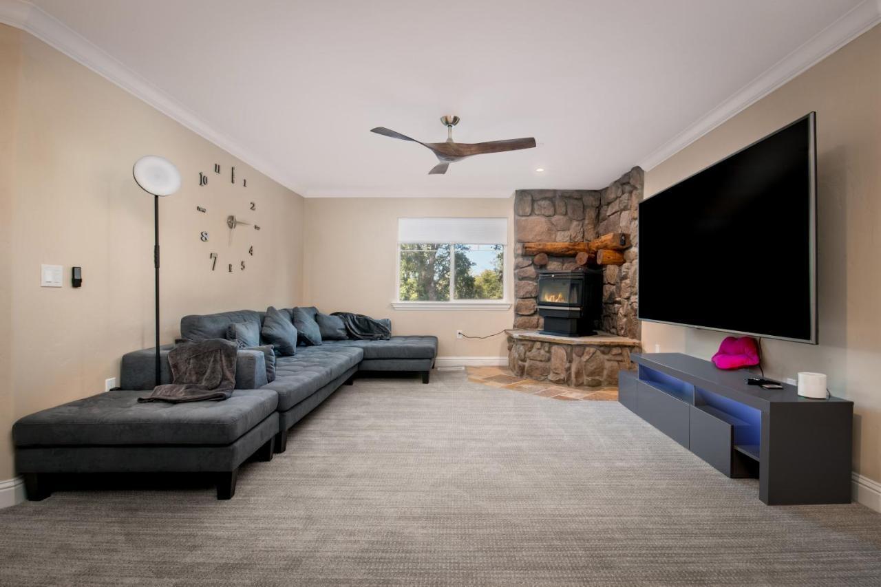 New Luxury Lake House In Pine Mountain Lake Close To Yosemite! Perfect For All Seasons! Great For Retreats, Getaways, Celebrations, And More! グローヴランド エクステリア 写真